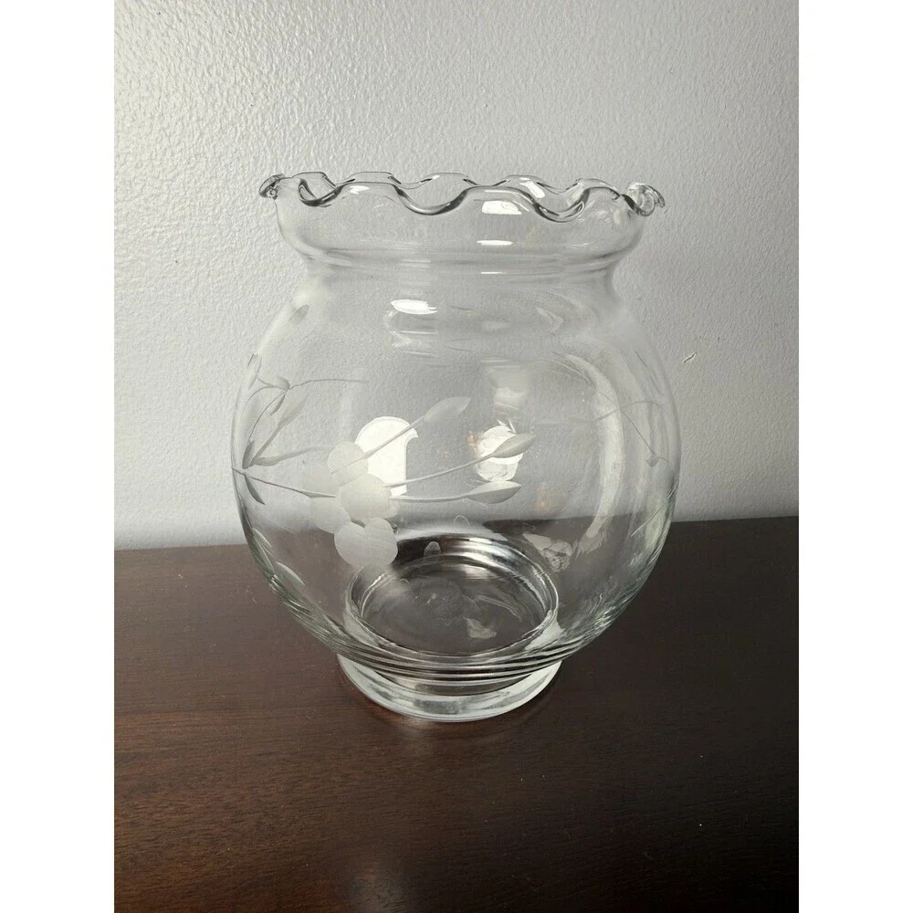 Princess House Heritage Crystal Etched Ruffled Scalloped Rim Vase Vintage 5.5
